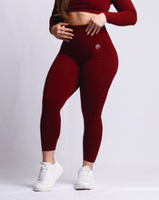 Load image into Gallery viewer, Ruby Red Elevate Leggings
