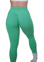 Load image into Gallery viewer, Key Lime Twist Leggings
