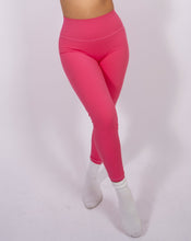 Load image into Gallery viewer, Atelier Essential Leggings - Blush
