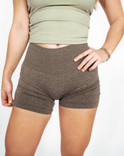 Load image into Gallery viewer, Army Green sculpt shorts
