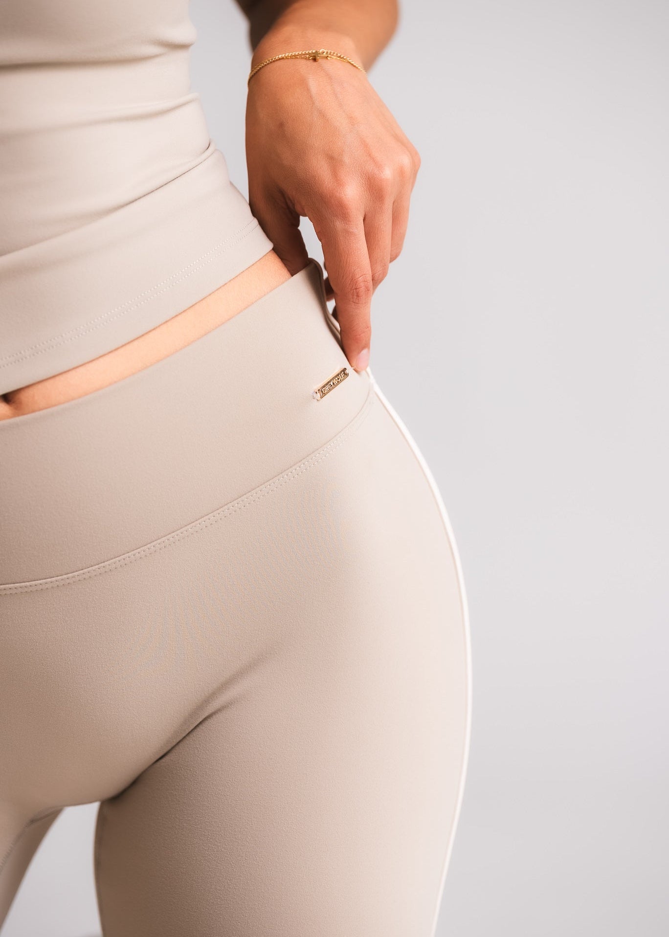 TAUPE FLARES