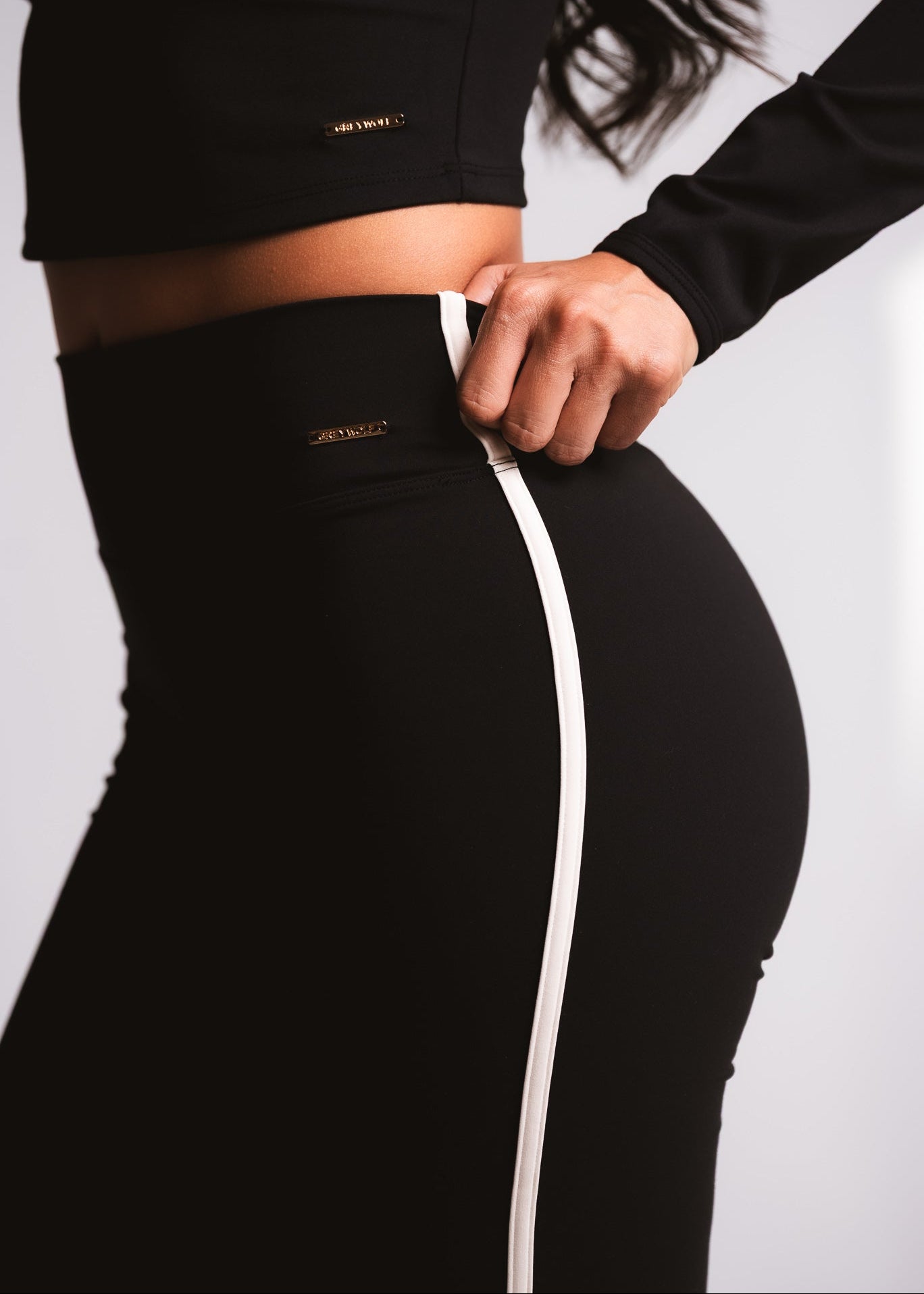 OBSIDIAN FLARES