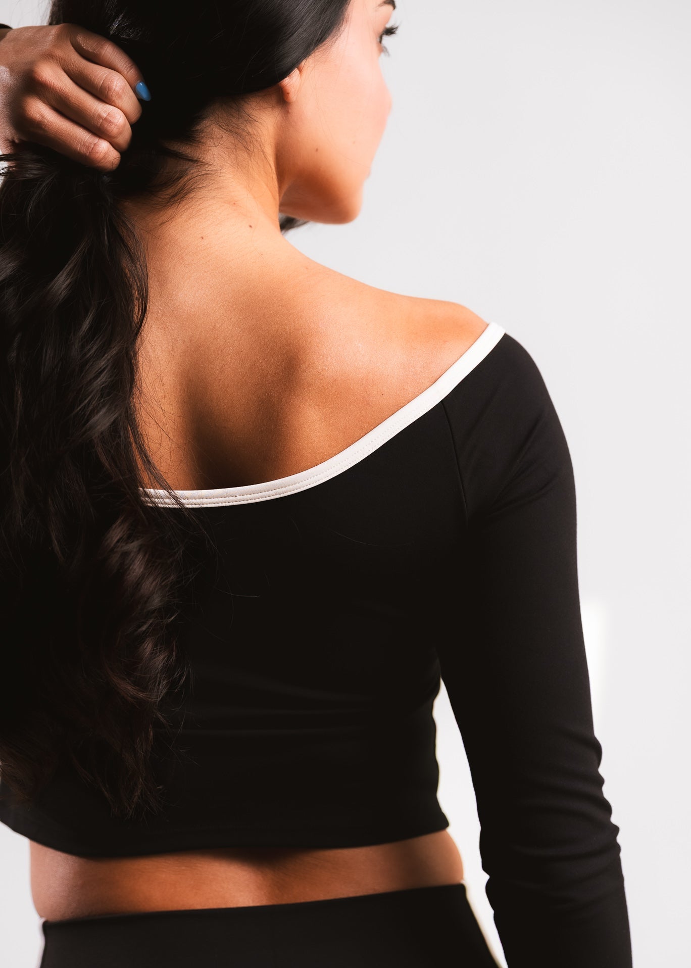 OBSIDIAN OFF SHOULDER LONG SLEEVE