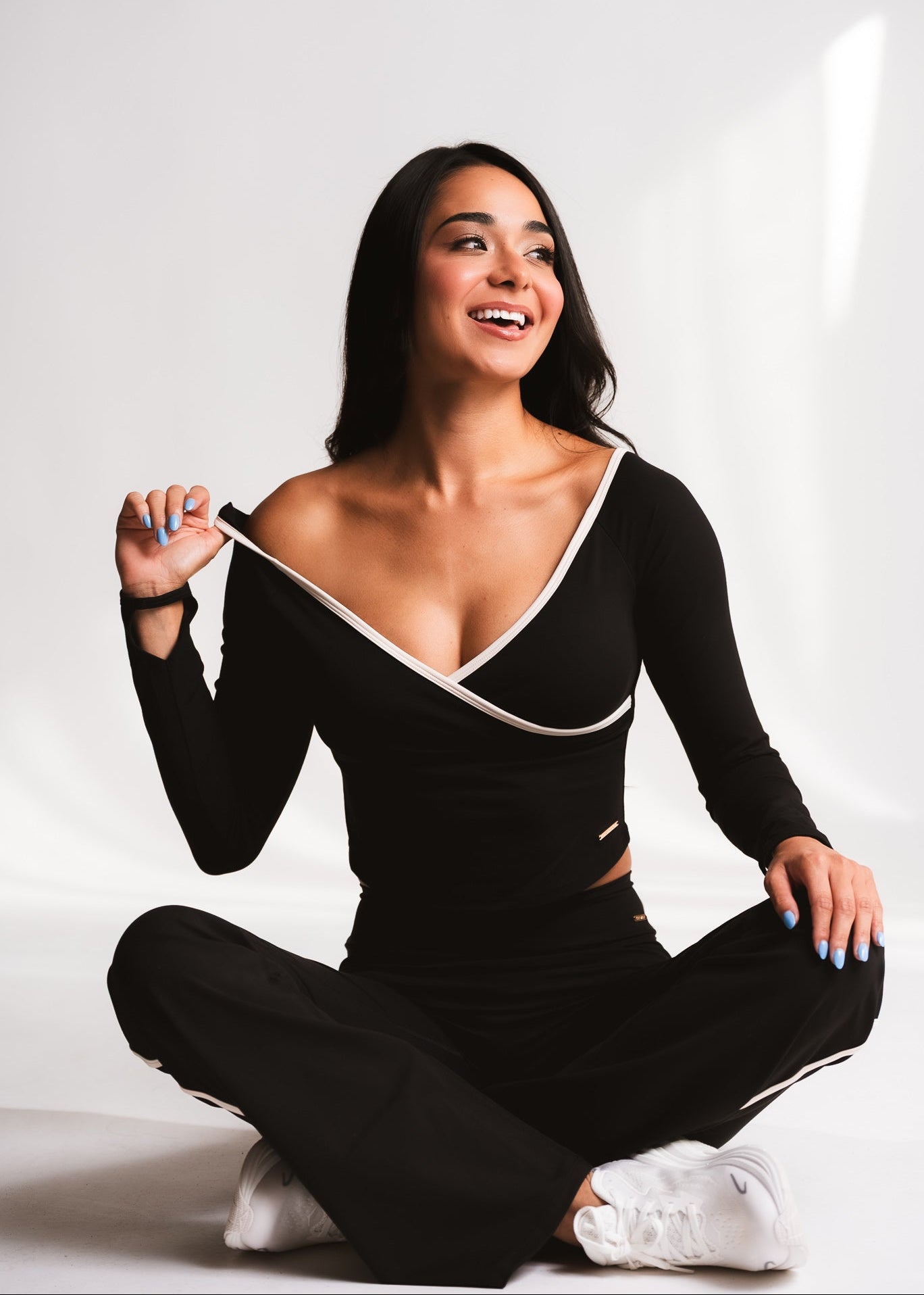 OBSIDIAN OFF SHOULDER LONG SLEEVE